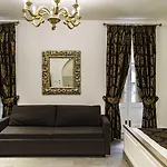 Jean De Valette Boutique Living *