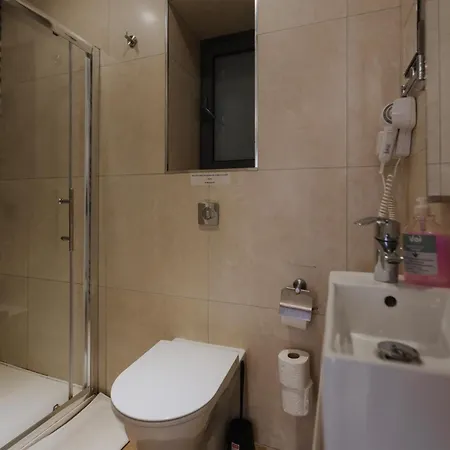 Jean De Valette Boutique Living * La Valette