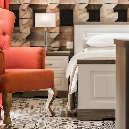Jean De Valette Boutique Living *