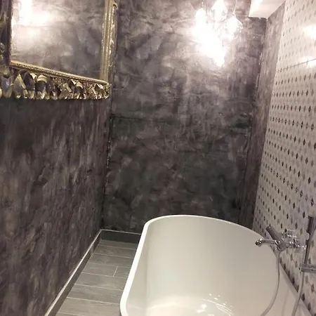 Jean De Valette Boutique Living