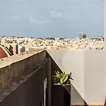 Апартаменты Jean De Valette Boutique Living *