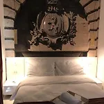 Апартаменты Jean De Valette Boutique Living