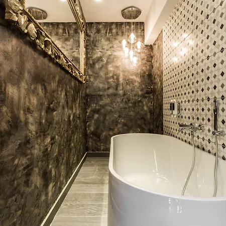 Jean De Valette Boutique Living *