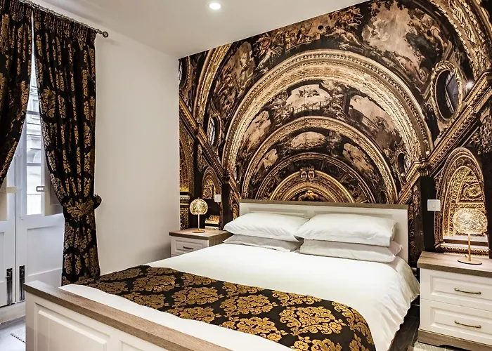 Jean De Valette Boutique Living *